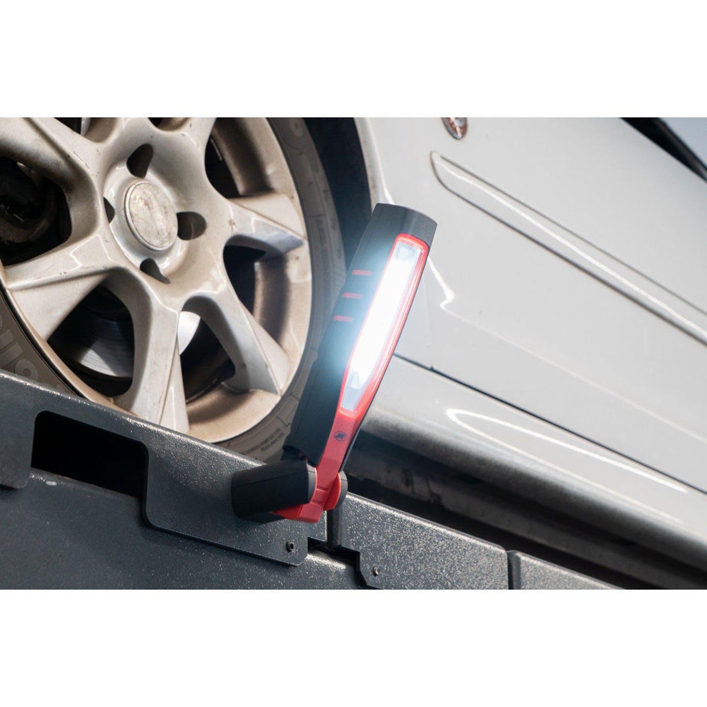 JMP Akku-LED Handlampe COB LED 8Watt 750lm