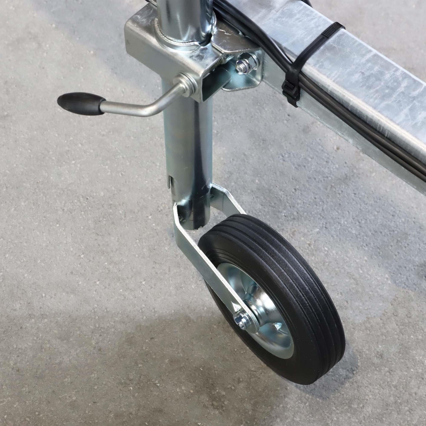 TMN jockey wheel with steel rim, solid rubber tire with clamp holder
