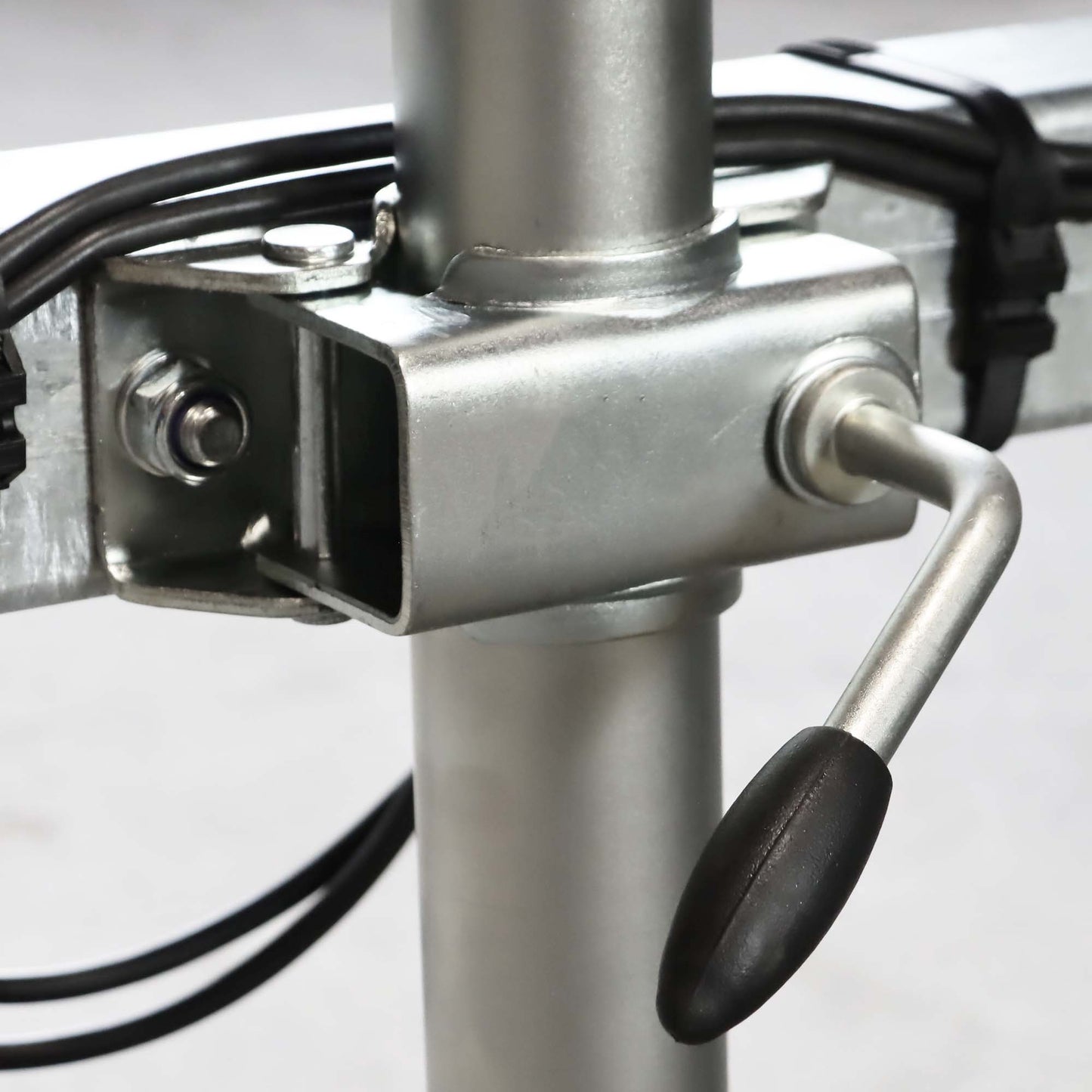 TMN jockey wheel with steel rim, solid rubber tire with clamp holder