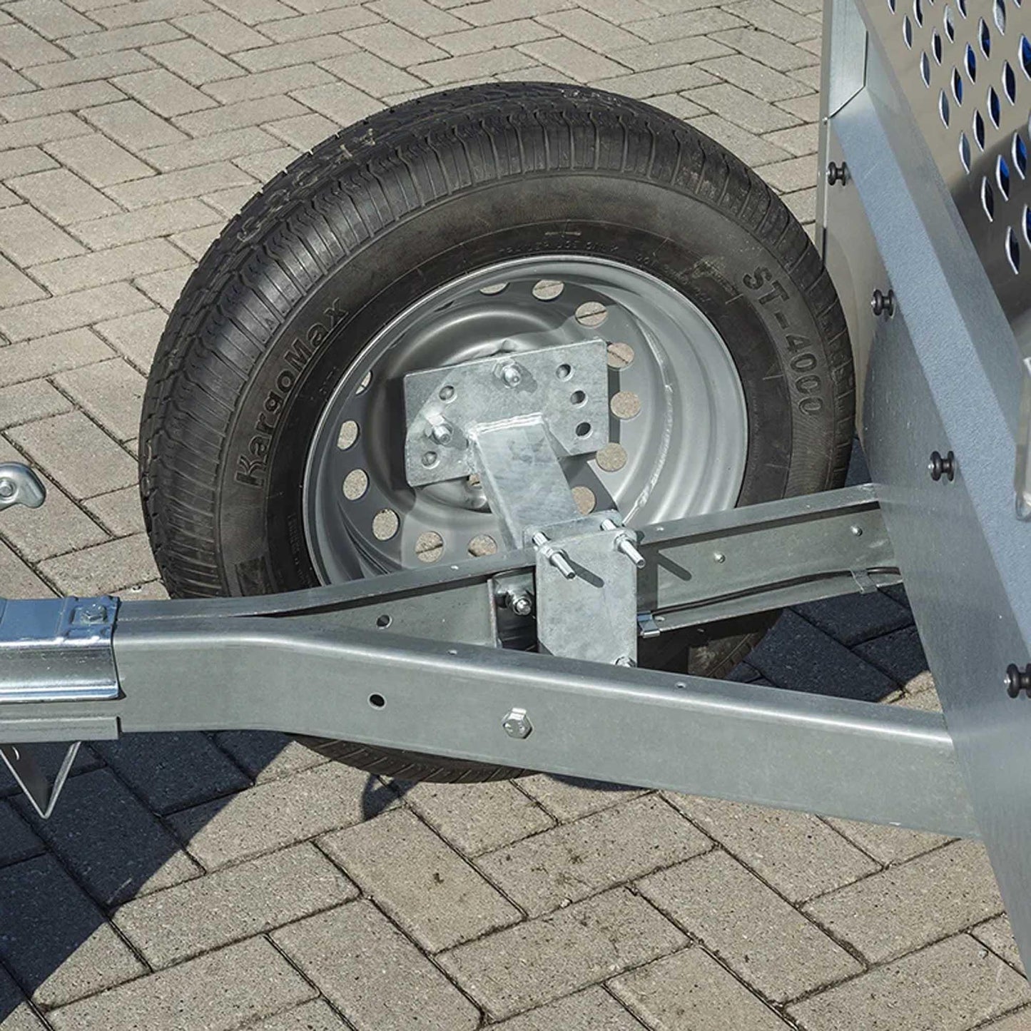 Spare wheel holder for car trailers with mounting plate | 4 / 5 hole rims